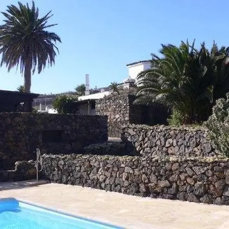 Apartamento Sleeps 4 Pool Wifi
